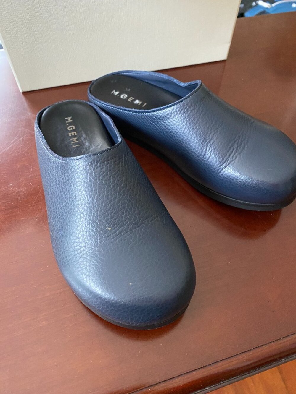 M Gemi Leather Slides Clogs